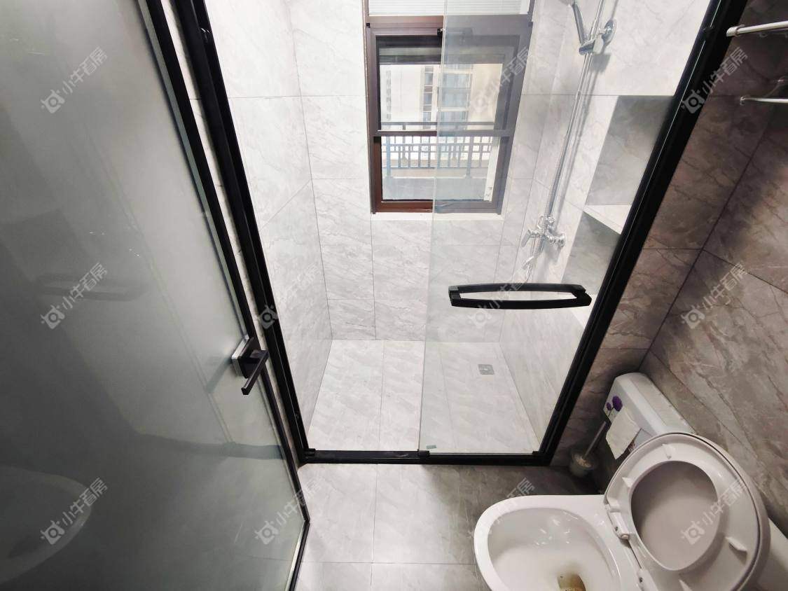 镇江荣城国际（中央公馆）在售二手房源室内图_小牛看房