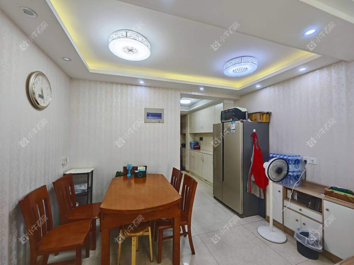 镇江华都锦城在售二手房源室内图_小牛看房