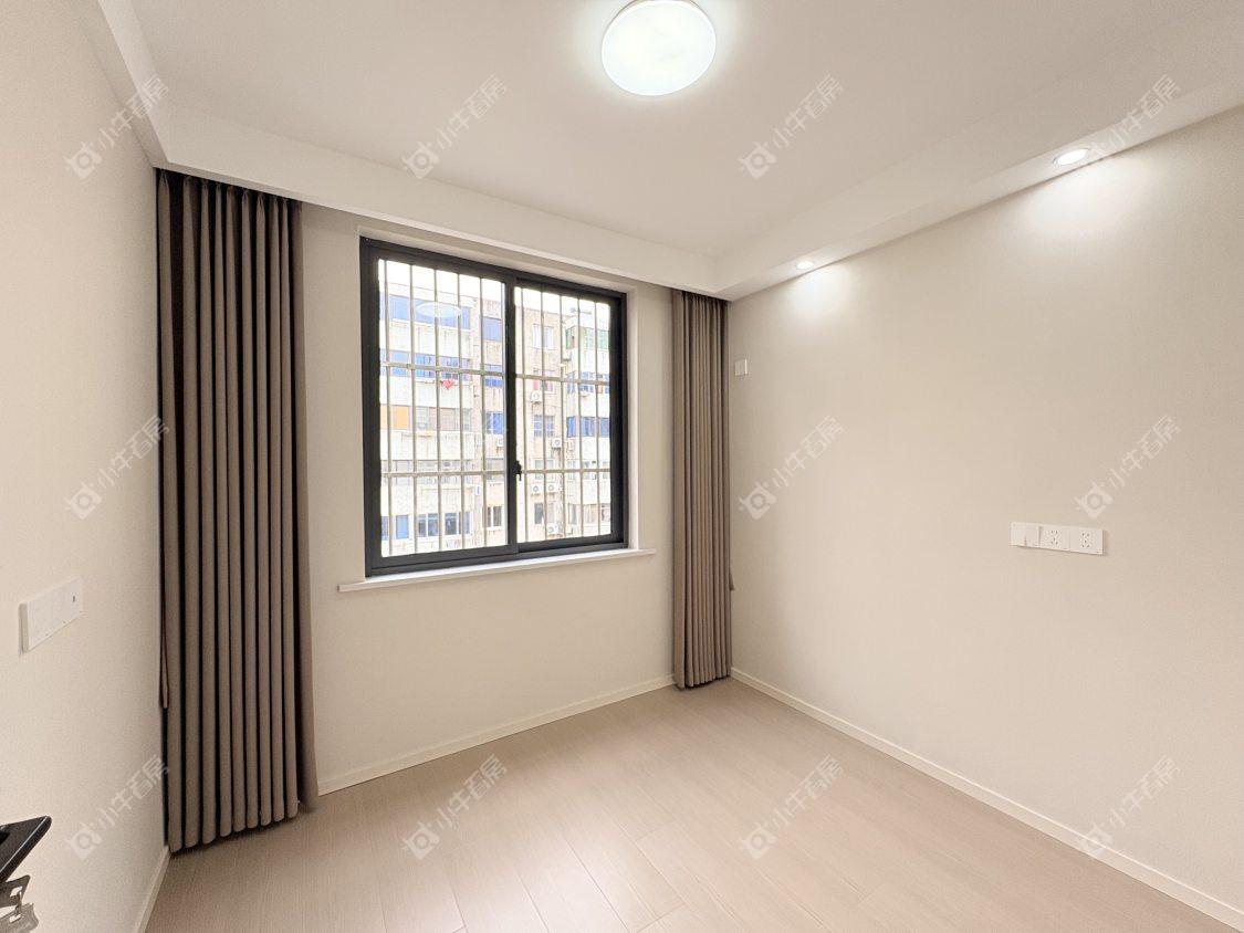 镇江凤凰新村在售二手房源室内图_小牛看房