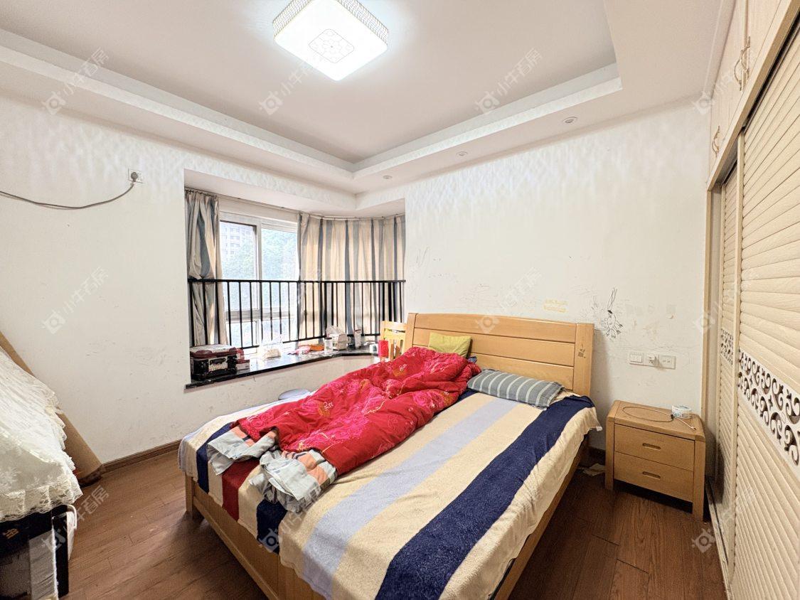 镇江碧桂园在售二手房源室内图_小牛看房