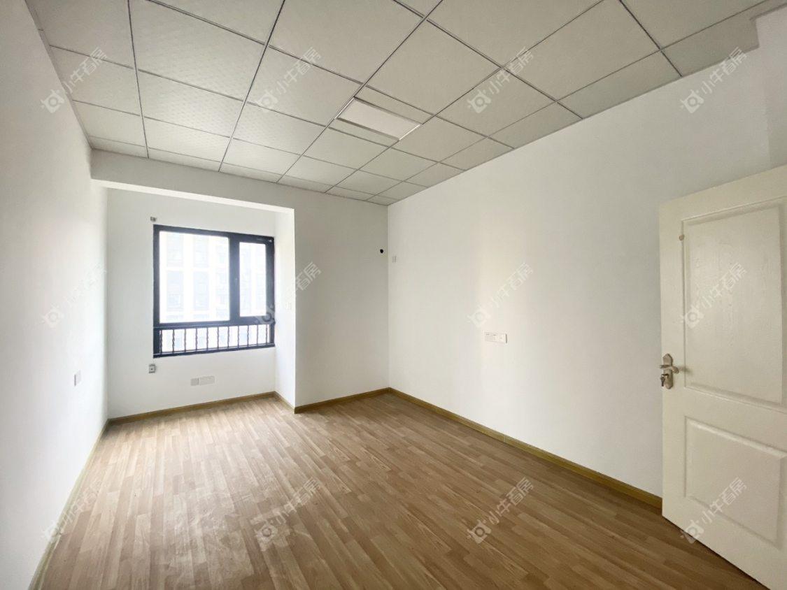 镇江滨河凤凰城在售二手房源室内图_小牛看房