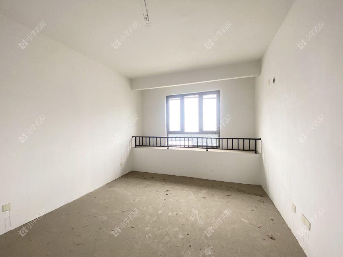 镇江荣城国际（藏龙御景）在售二手房源室内图_小牛看房