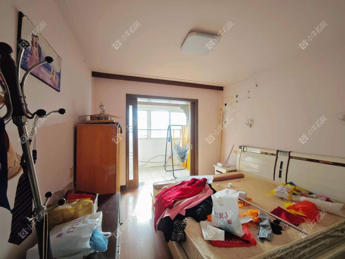 镇江华南园中园在售二手房源室内图_小牛看房