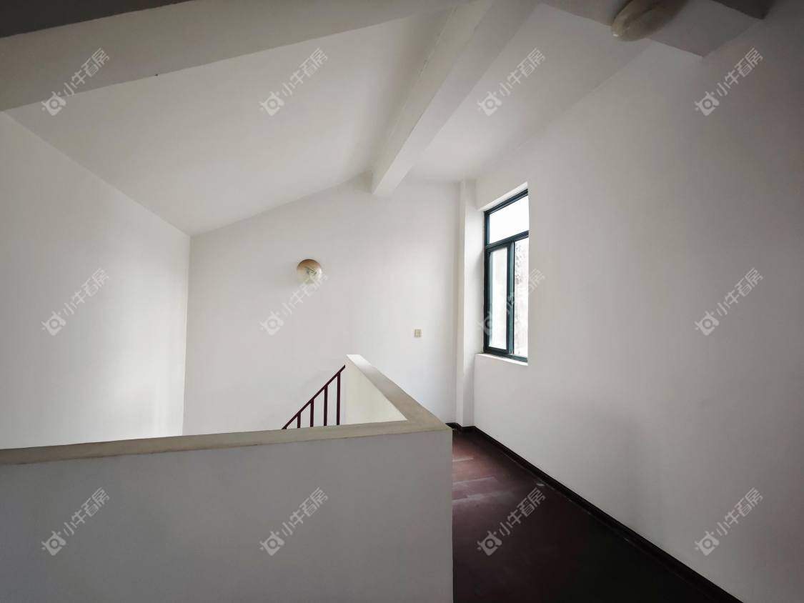 镇江欧洲城在售二手房源室内图_小牛看房