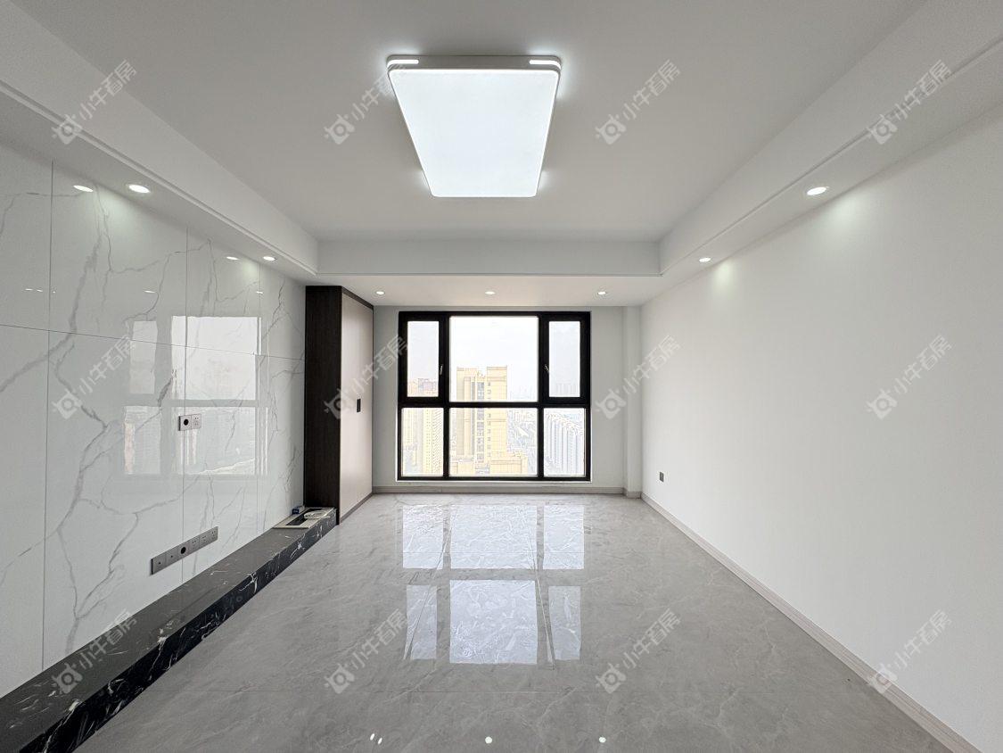 镇江华都幸福里在售二手房源室内图_小牛看房