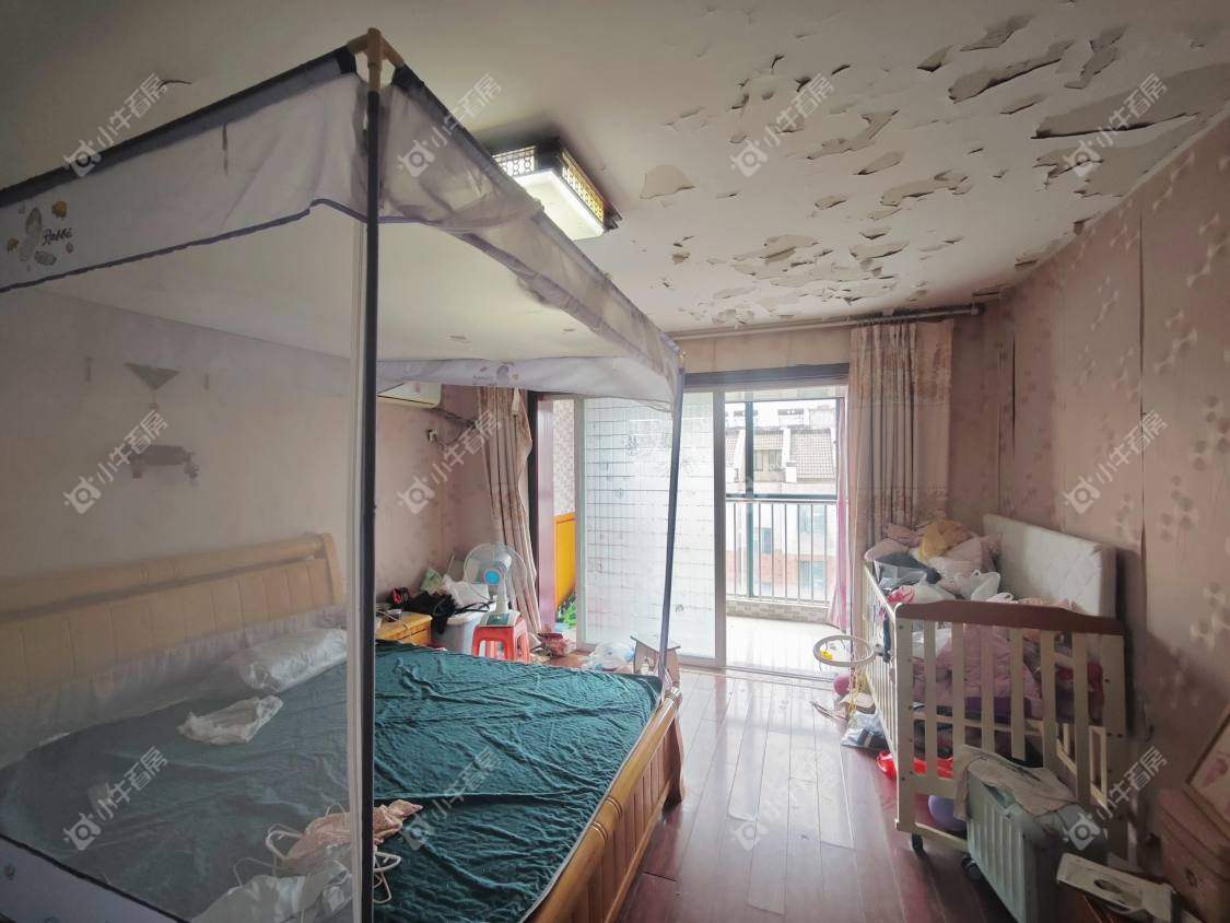 镇江芳草苑在售二手房源室内图_小牛看房