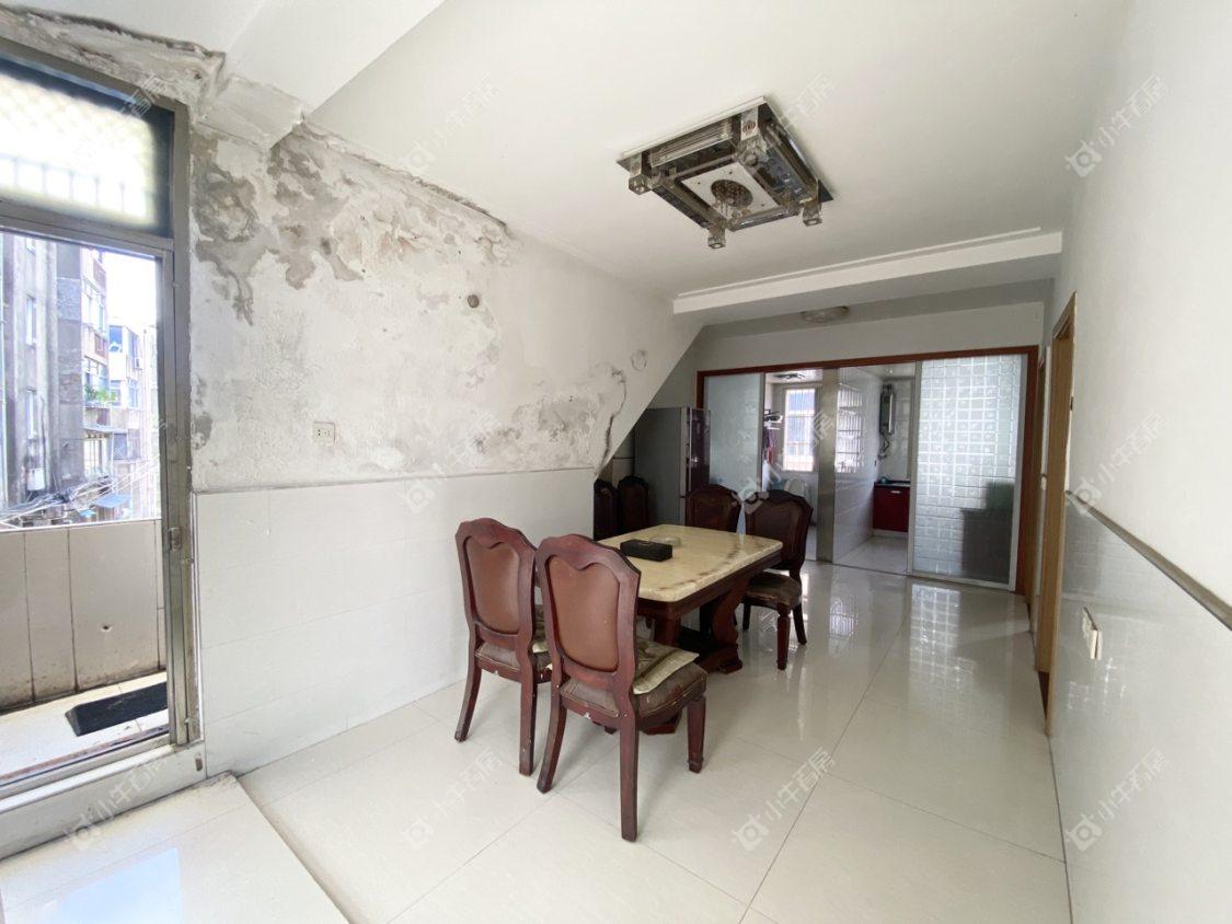 镇江云阳新村在售二手房源室内图_小牛看房