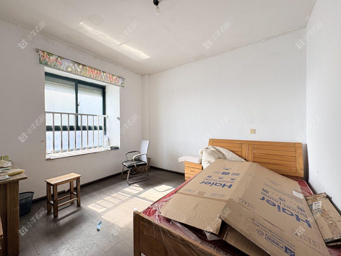 镇江东方盛世在售二手房源室内图_小牛看房