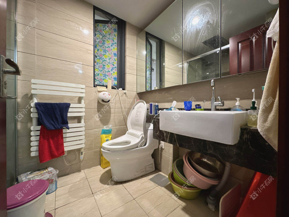 镇江凤凰国际在售二手房源_小牛看房