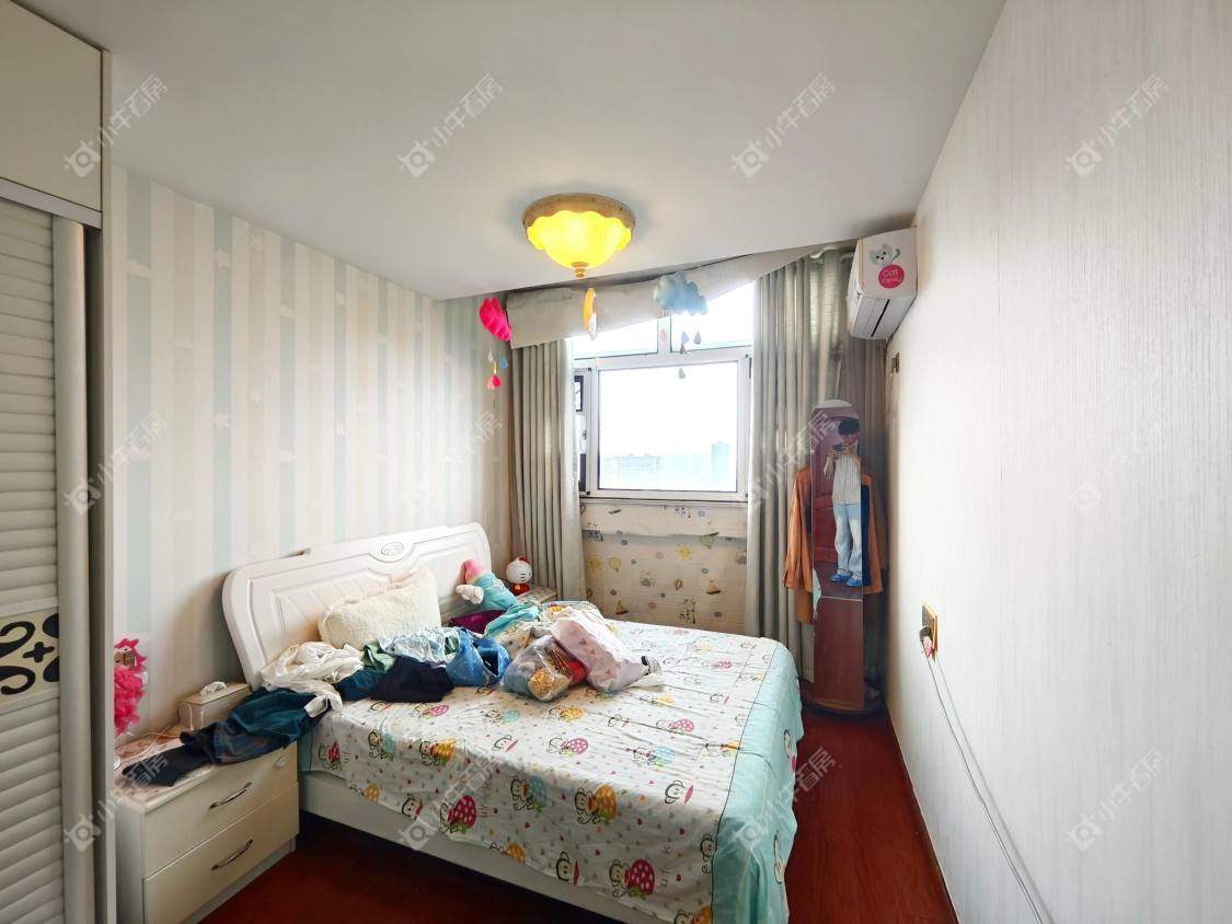 镇江名都新贵在售二手房源室内图_小牛看房