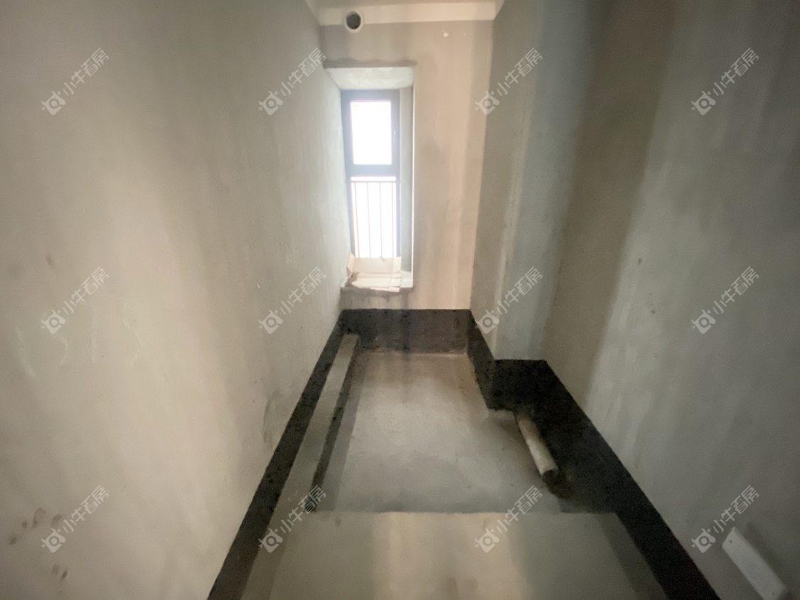 镇江碧桂园樾府在售二手房源室内图_小牛看房