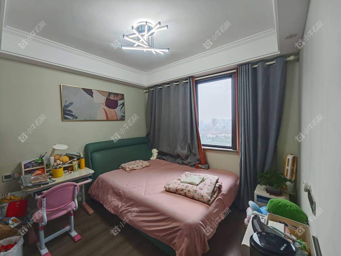 镇江万善上院在售二手房源室内图_小牛看房