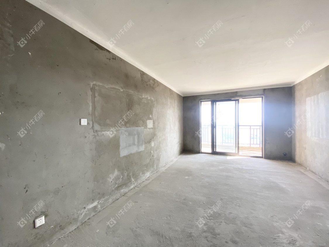 镇江信达香堤国际在售二手房源室内图_小牛看房