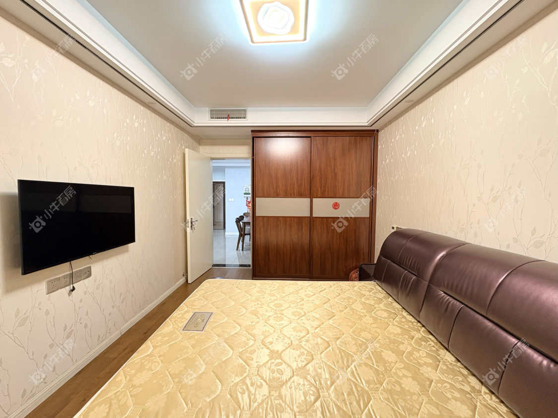 镇江丹凤国际在售二手房源室内图_小牛看房