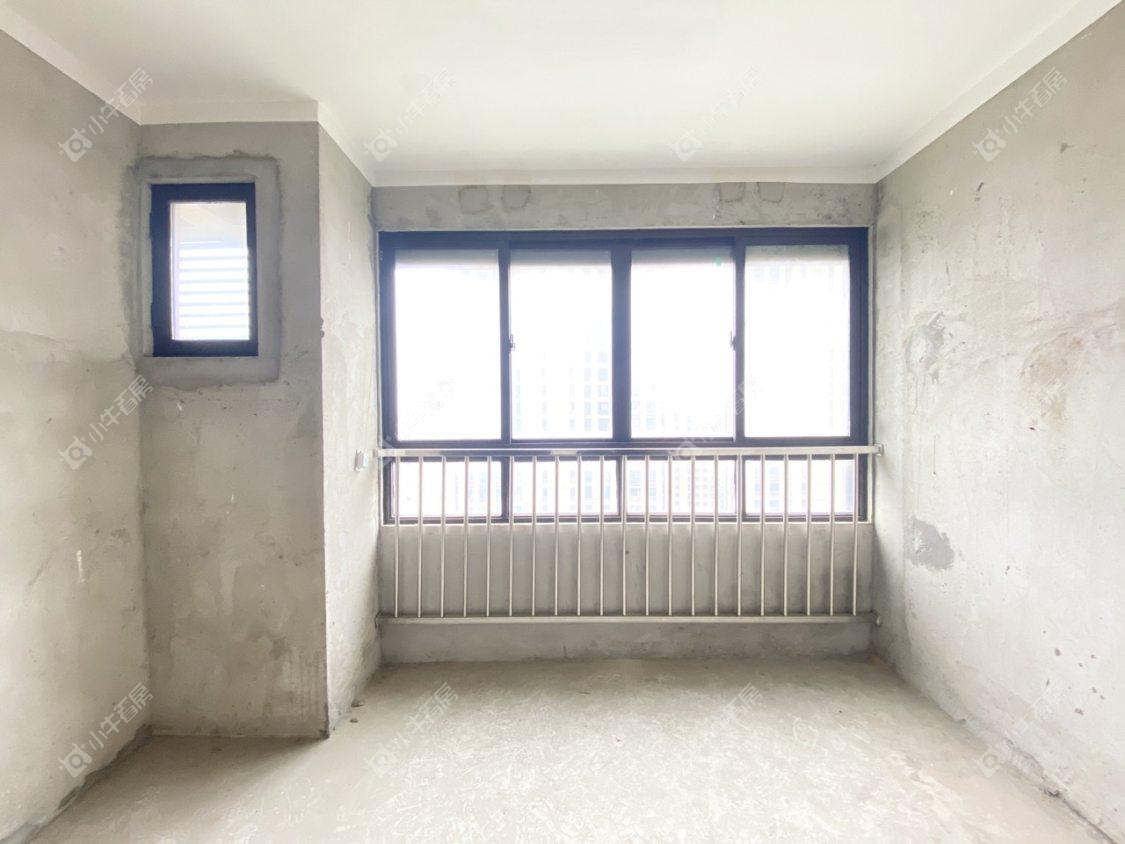 镇江昆仑华府在售二手房源室内图_小牛看房