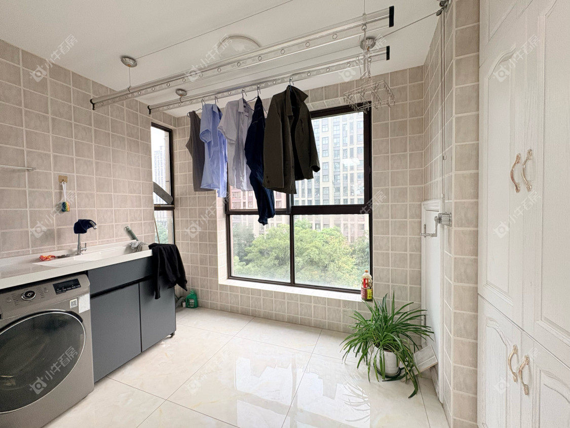 镇江滨河凤凰城在售二手房源室内图_小牛看房