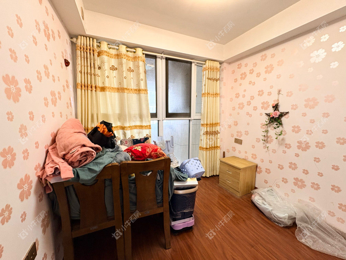 镇江华都锦城在售二手房源室内图_小牛看房