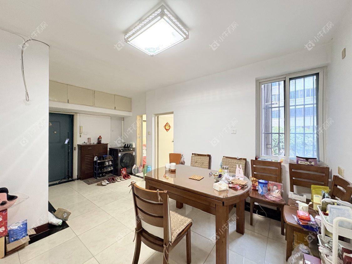 镇江凤凰新村在售二手房源室内图_小牛看房