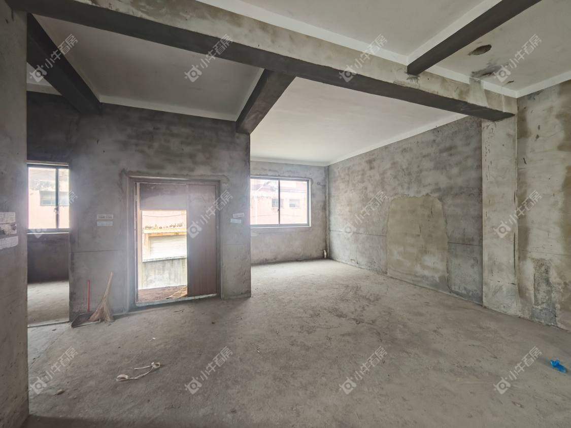 镇江芳草苑在售二手房源室内图_小牛看房