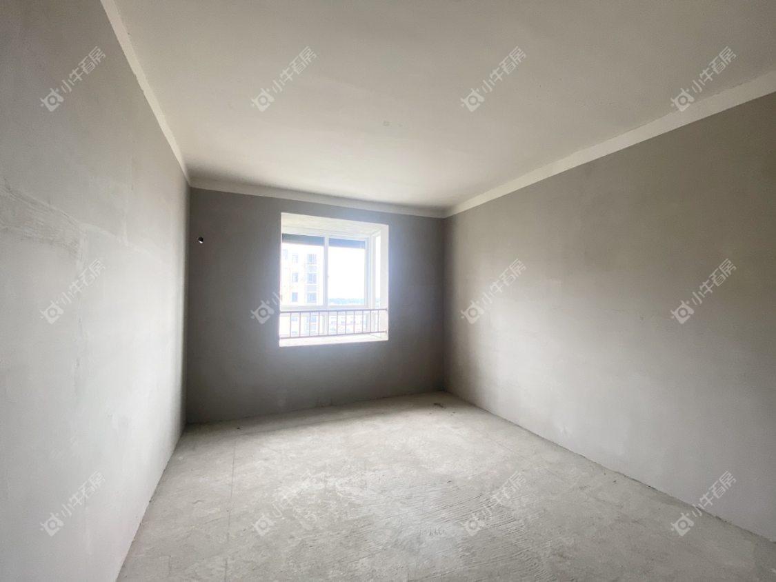 镇江和谐里在售二手房源室内图_小牛看房