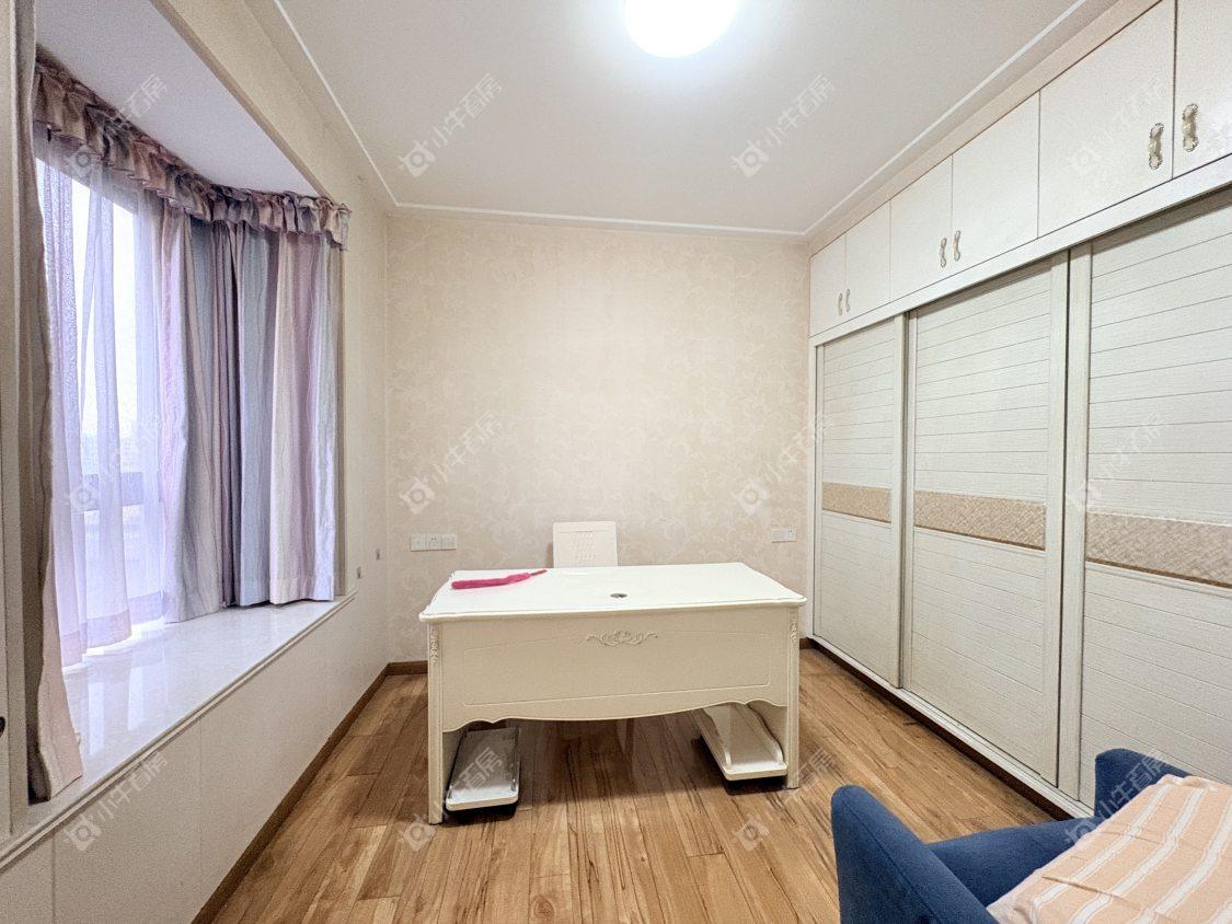 镇江东方盛世在售二手房源室内图_小牛看房