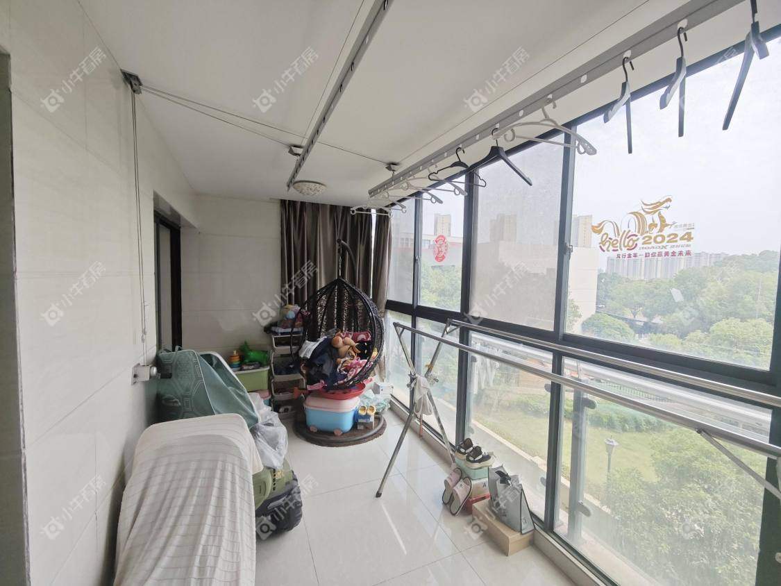 镇江天波城在售二手房源室内图_小牛看房