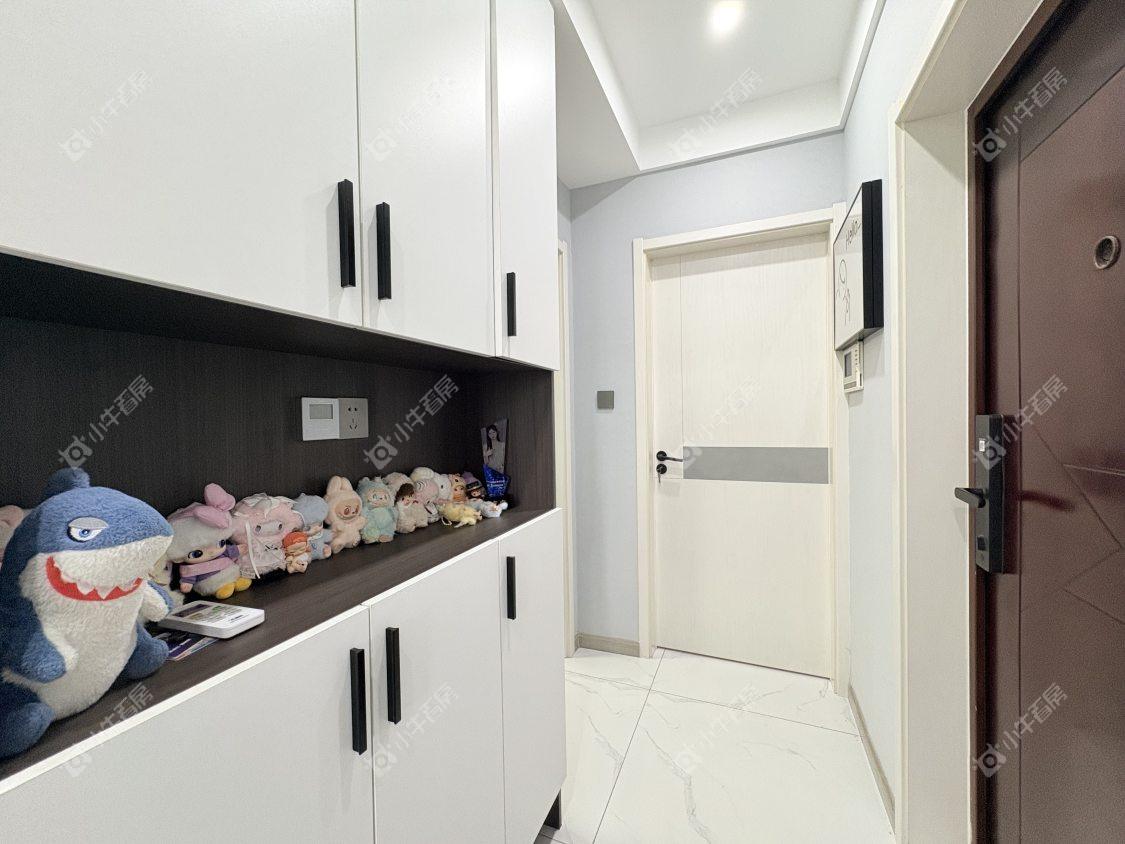 镇江名都新贵在售二手房源室内图_小牛看房