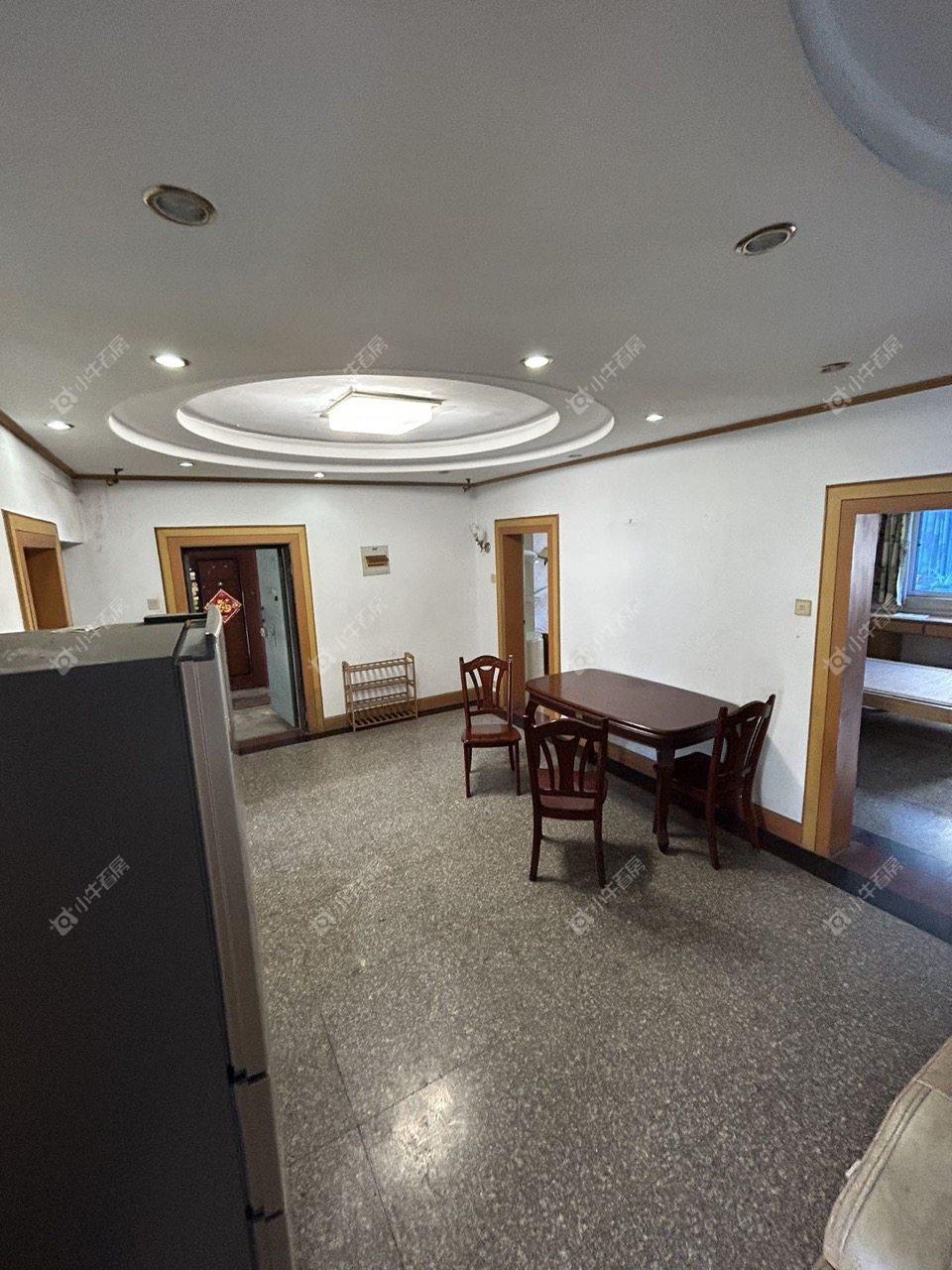 镇江曲园小区在售二手房源室内图_小牛看房