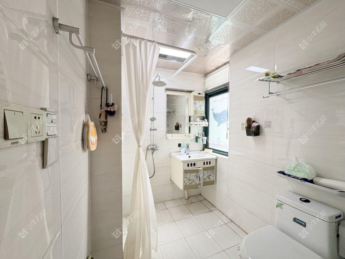 镇江东方盛世在售二手房源室内图_小牛看房