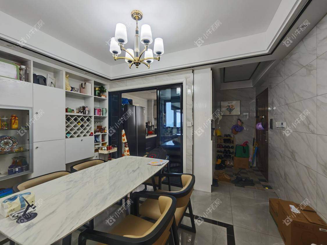 镇江吾悦华府金郡（丹阳）在售二手房源室内图_小牛看房