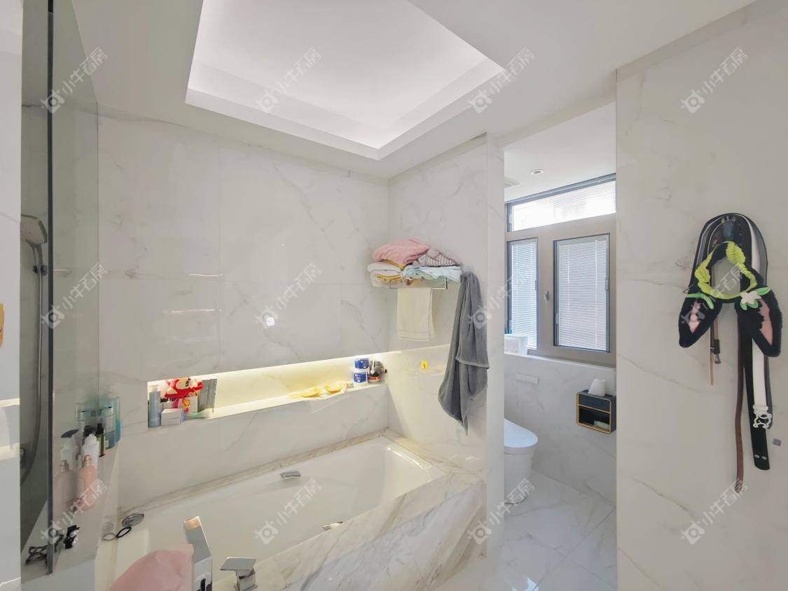 镇江丹凤国际在售二手房源室内图_小牛看房