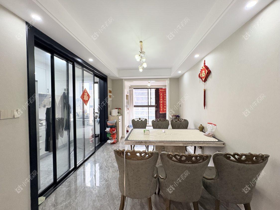 镇江凤熹台在售二手房源室内图_小牛看房