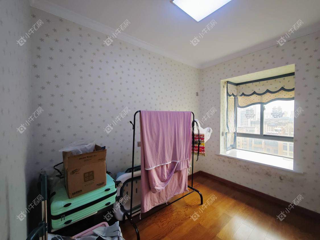 镇江华都锦城在售二手房源室内图_小牛看房