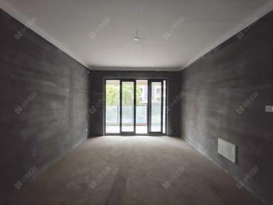 丹阳珑蟠里4室2厅2卫在售二手房房源图片