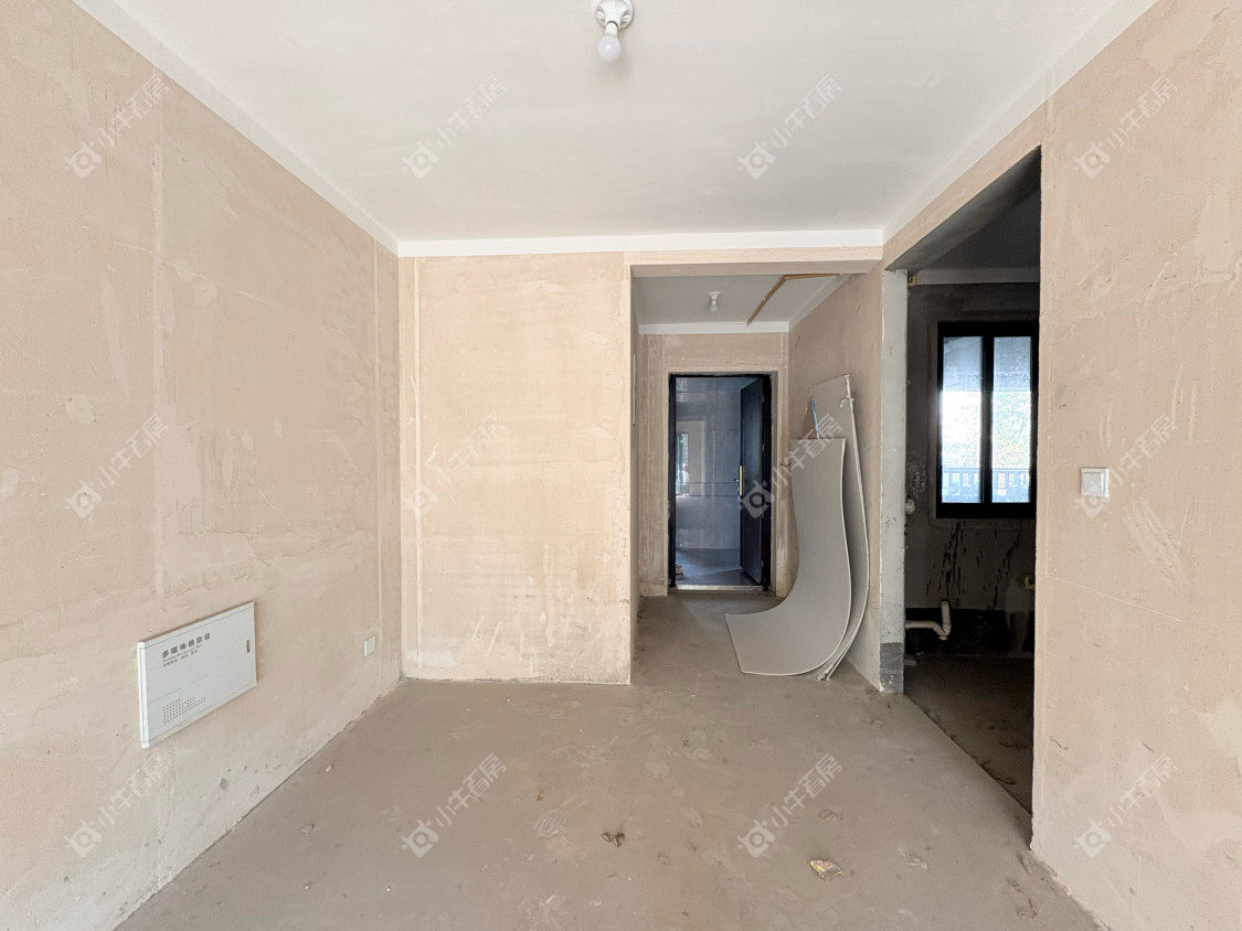 镇江融创华南映在售二手房源室内图_小牛看房