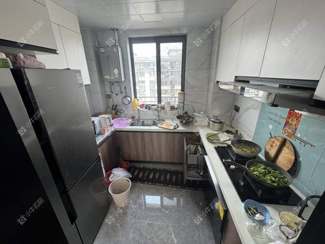 镇江凤凰郡在售二手房源室内图_小牛看房