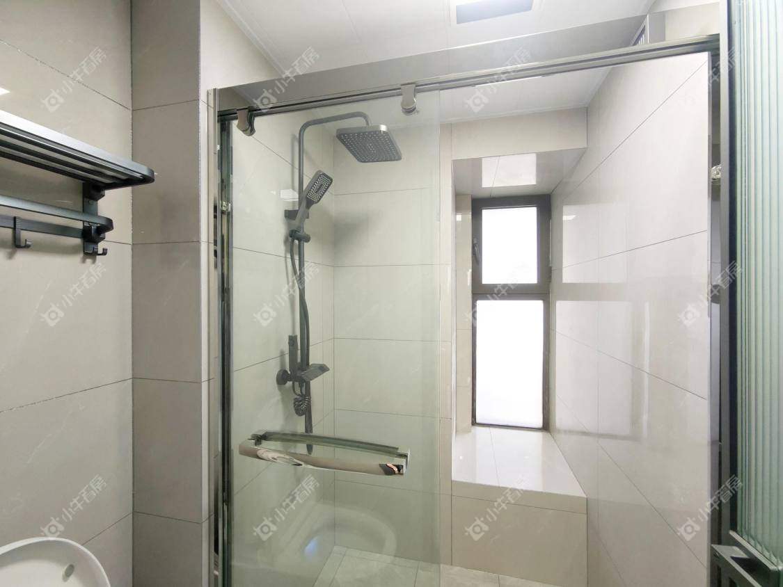 镇江碧桂园樾府在售二手房源室内图_小牛看房