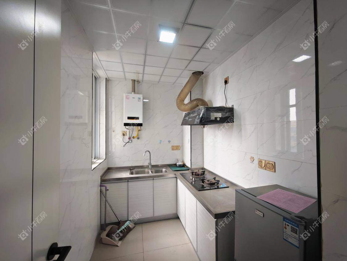 镇江粤港臻园在售二手房源室内图_小牛看房