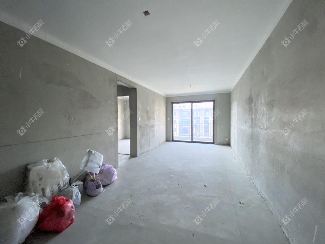 镇江碧桂园樾府在售二手房源室内图_小牛看房