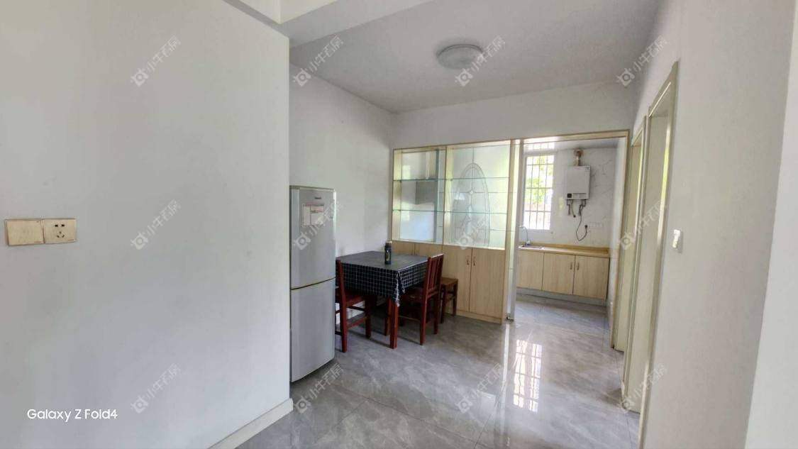 镇江东南新城在售二手房源室内图_小牛看房