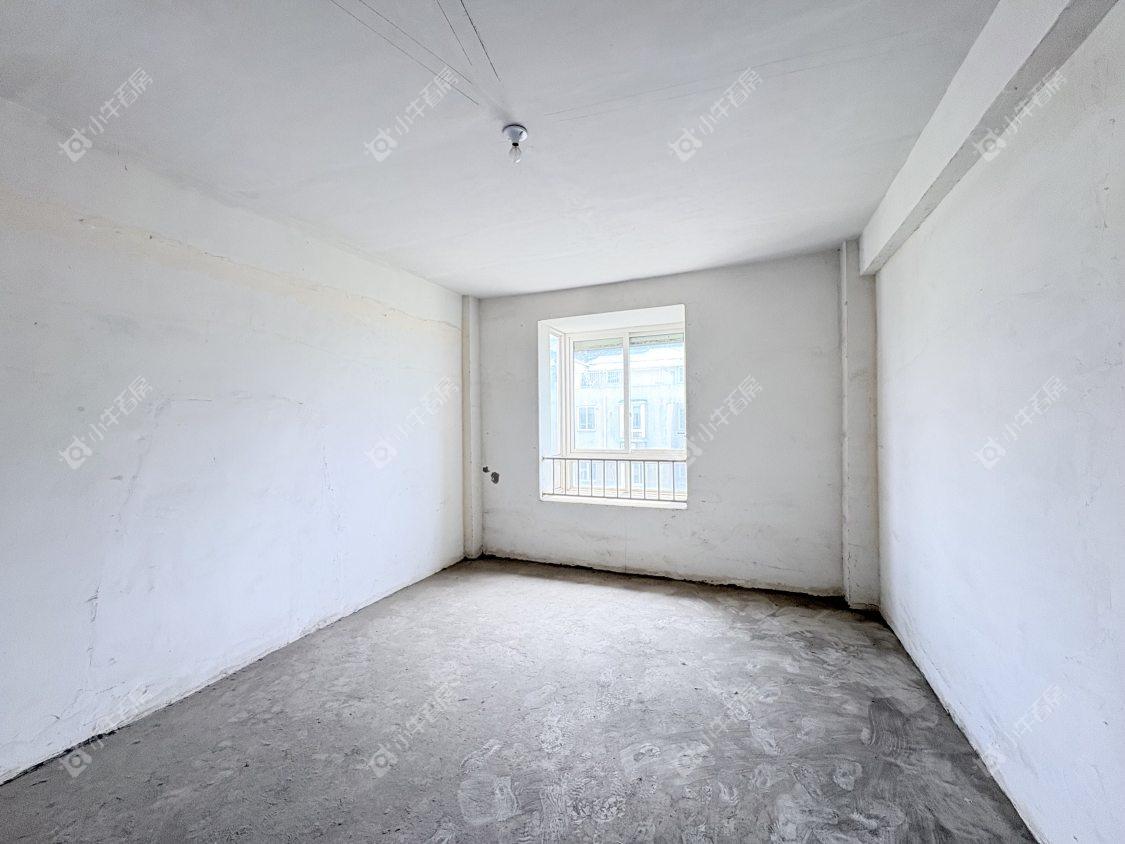 镇江凰嘉花苑在售二手房源室内图_小牛看房