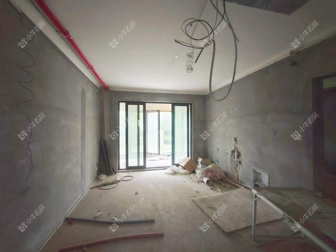 镇江珑蟠里在售二手房源室内图_小牛看房