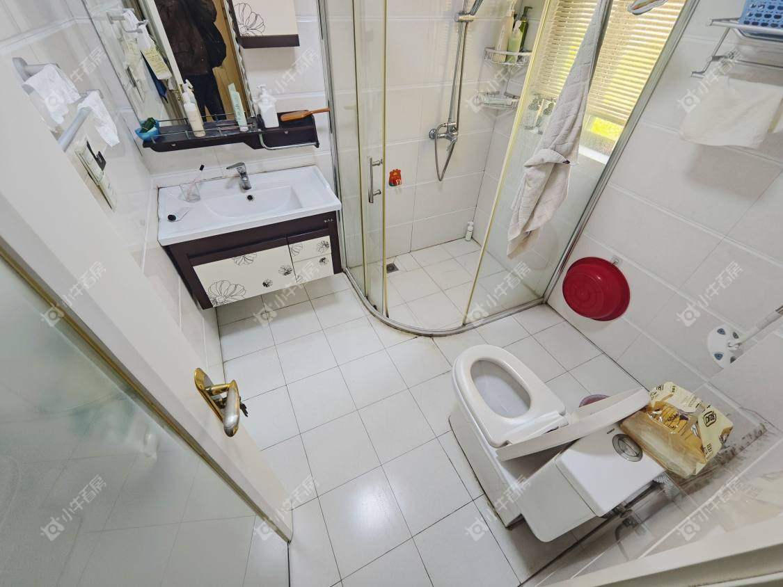 镇江华都锦城在售二手房源室内图_小牛看房