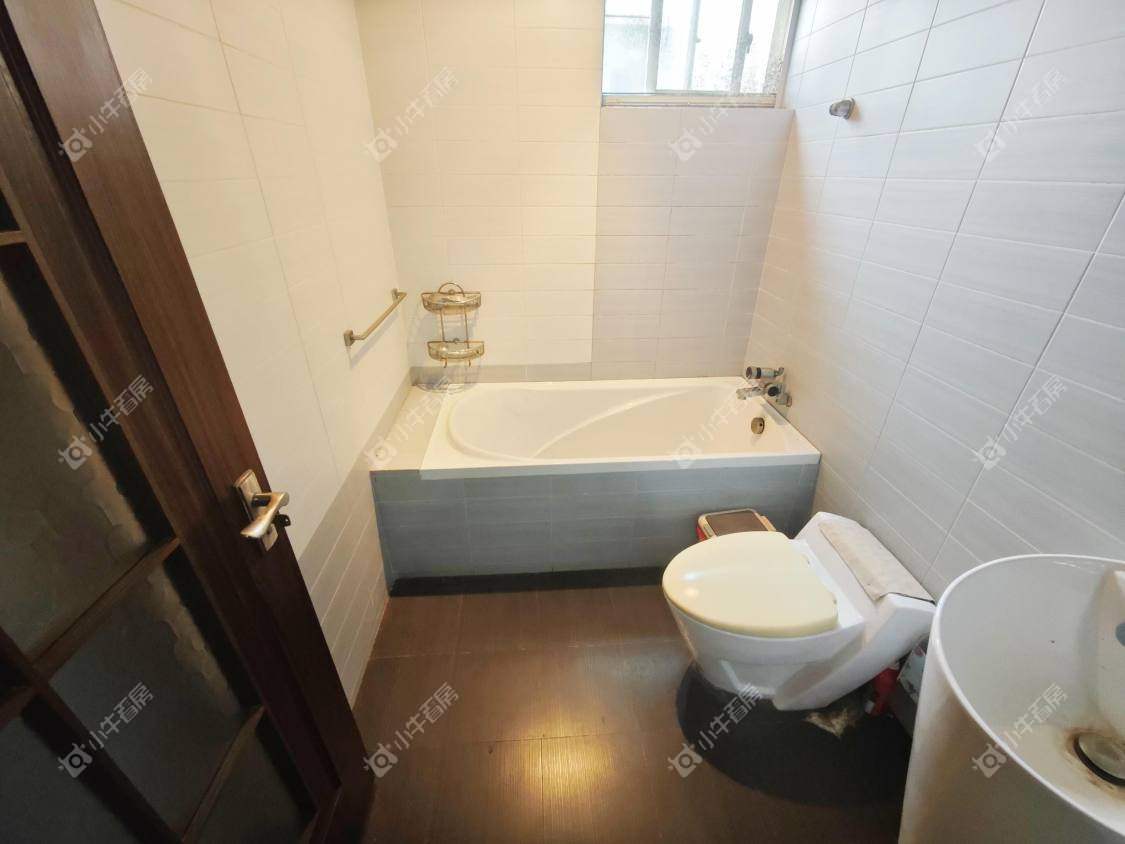 镇江凤翔花园在售二手房源室内图_小牛看房