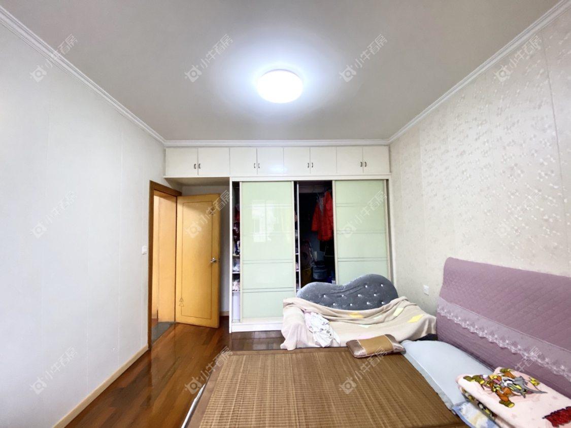 镇江东方苑在售二手房源室内图_小牛看房