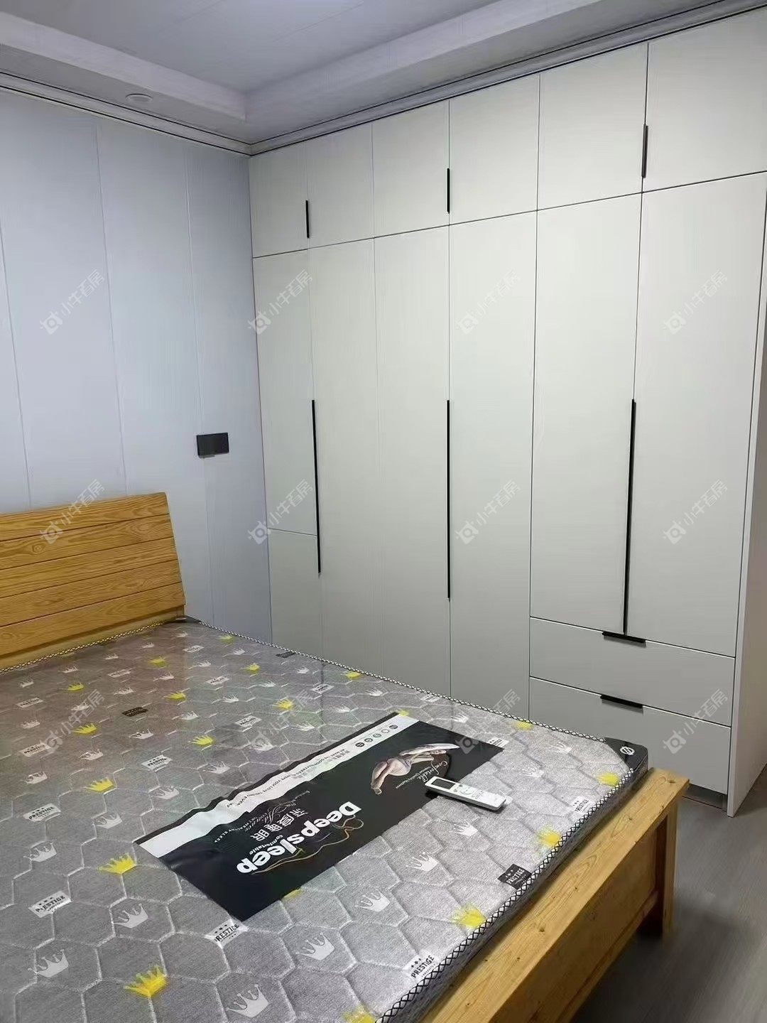 镇江丹凤国际在租房源室内图_小牛看房