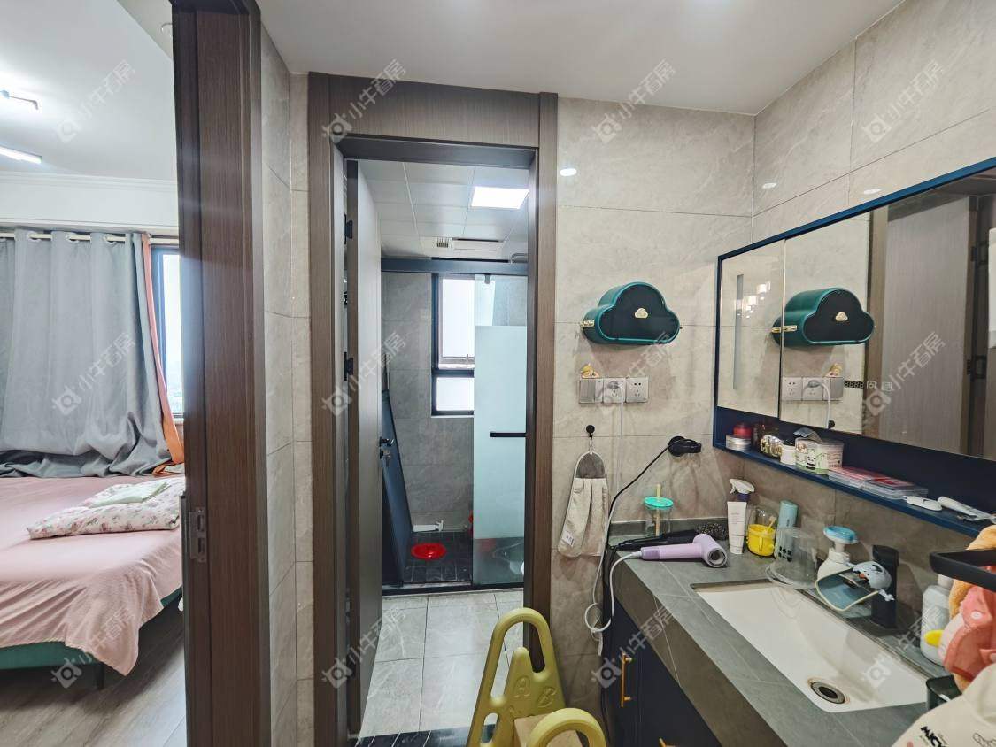 镇江万善上院在售二手房源室内图_小牛看房