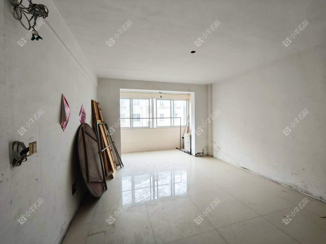 镇江嘉荟新城在售二手房源室内图_小牛看房