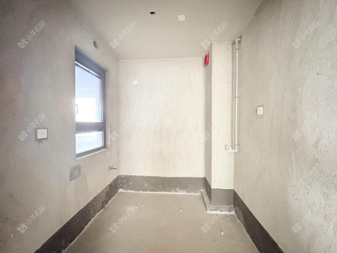 镇江金茂国际社区在售二手房源室内图_小牛看房