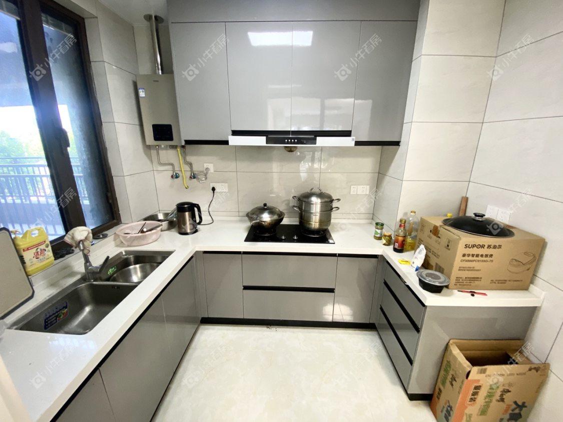 镇江碧桂园樾府在售二手房源室内图_小牛看房